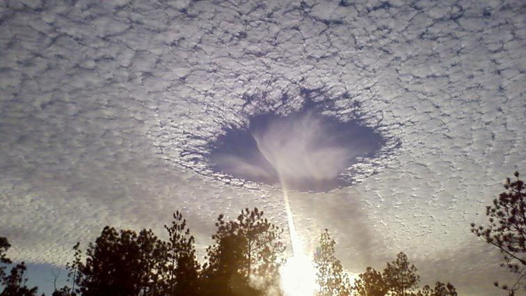 Clouds + downdraft (2)